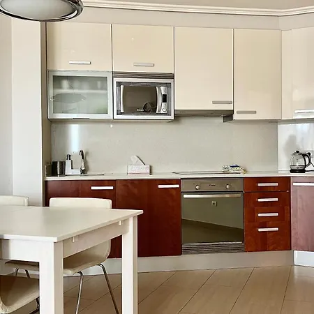 Sea View 2-bedrooms *